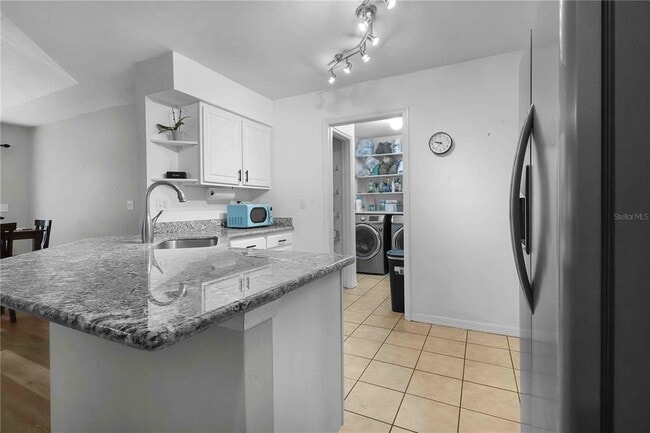 3211 NW 25th Terrace