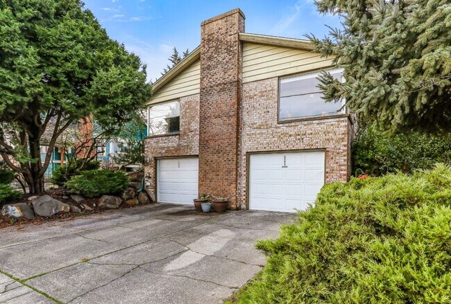 Photo - 3Bd/2.5Ba Seattle Duplex