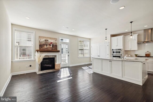 Photo - 204 Jackdaw Aly