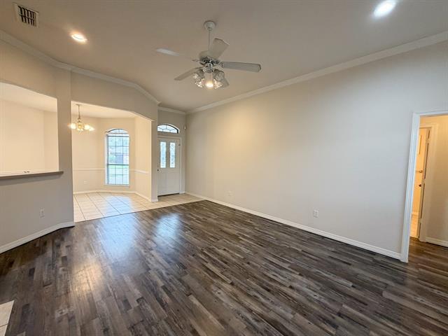 Photo - 708 Nandina Way