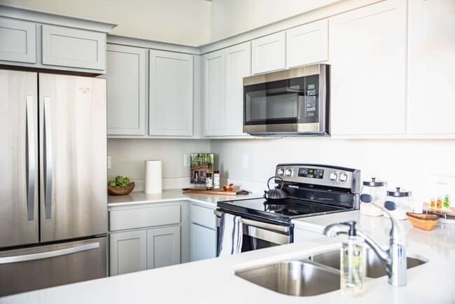 Photo - 13032 Keegan Dr