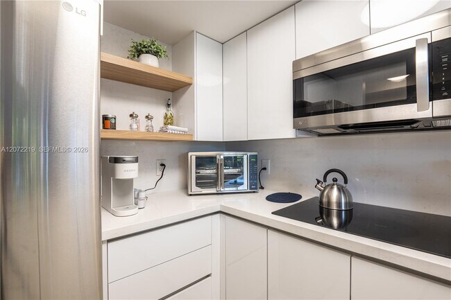 2951 S Bayshore Dr Unit 505