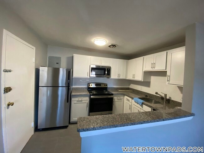 Photo - 14 Riverside St Unit 3