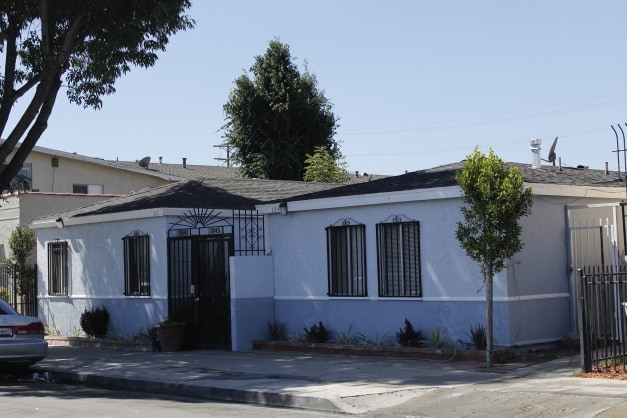 Photo - 1841-1845 Chestnut Avenue