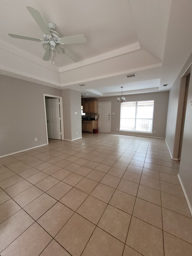 Photo - 629 S Dfw Dr Unit # 2