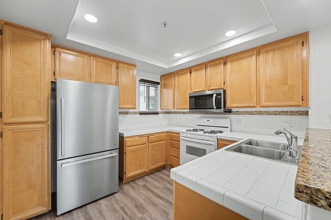 Photo - Remodeled 3BD Corner Townhome + Dual Primary Suites + Views | Bella Montana