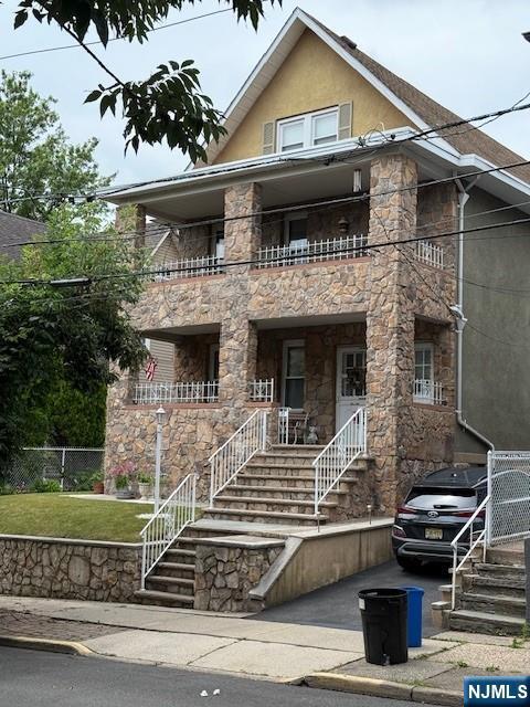 Building Photo - 77 Washington Pl Unit 77 Rental