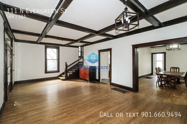 Photo - 111 N Evergreen St