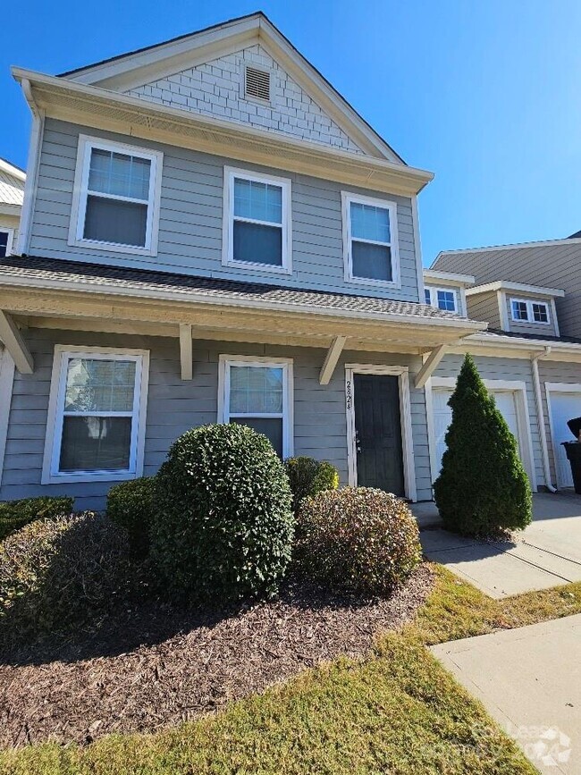 Building Photo - 2824 Hopeton Ct Rental