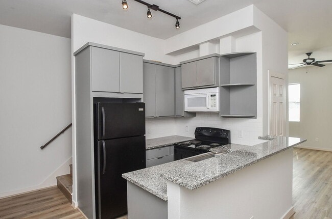 Photo - 4108 McKinney St