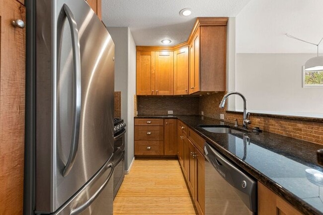 Photo - 923 SE 34th Ave