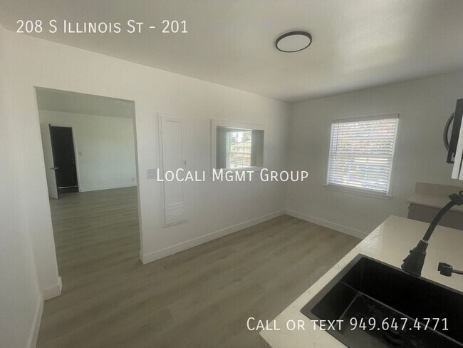 208 S Illinois St Unit 201