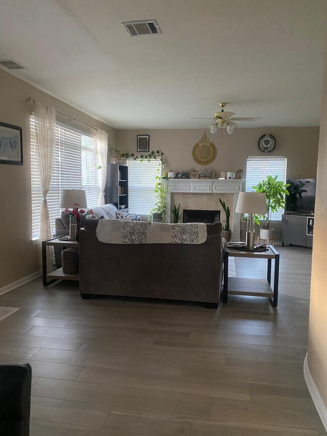 Photo - 2502 Younger Ct