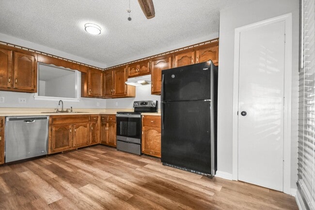 Photo - Two Bedroom in Sango!