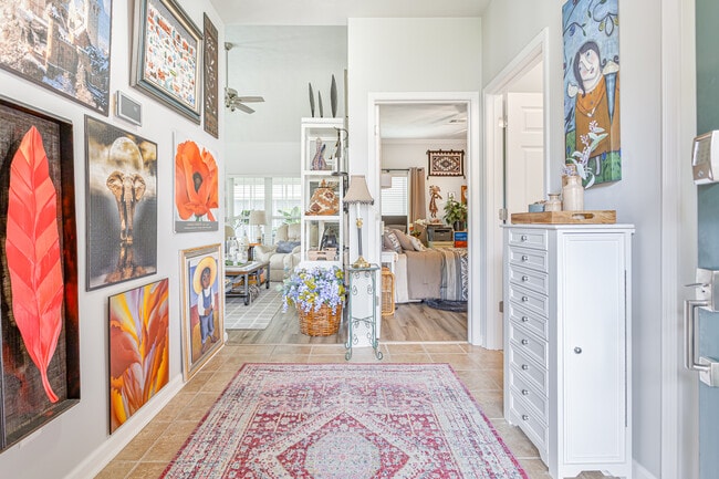 Photo - 111 Havenwood Way