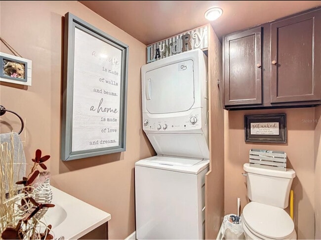 Photo - 3312 SE 6th St