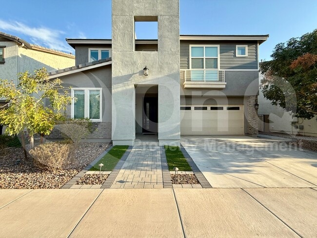 Building Photo - 261 E Wisteria Dr Rental
