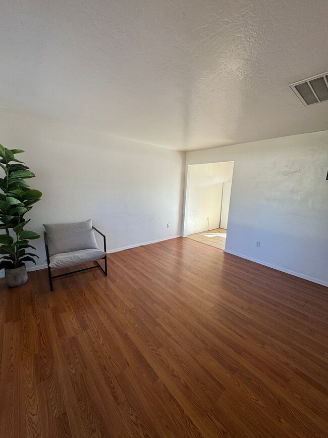 Photo - Charming 2 bedroom 1 bath