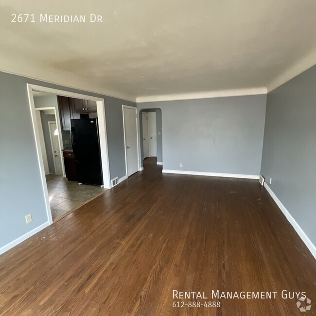 Building Photo - Large 3 Bedroom in Robbinsdale! Rental