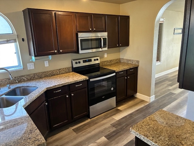 Photo - 2537 E Kent Ave