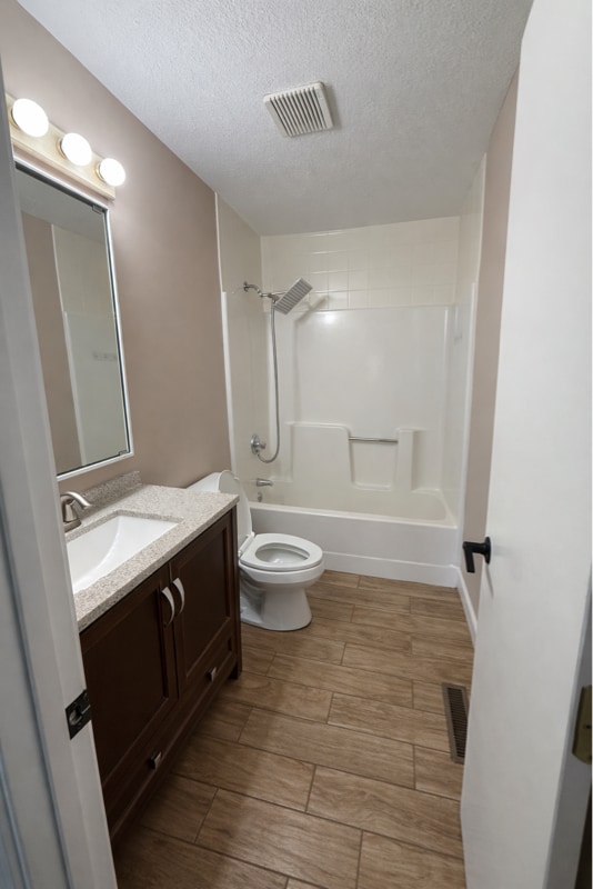 Photo - 109 Watzel Ln