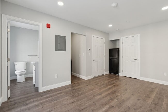 Photo - "610" on Congress St:  Studio Apt. 1BA $1400.00 Heat & H20 included-Available 5/01/26 Unit 11