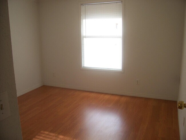 Photo - Curiosity Creek Apartments