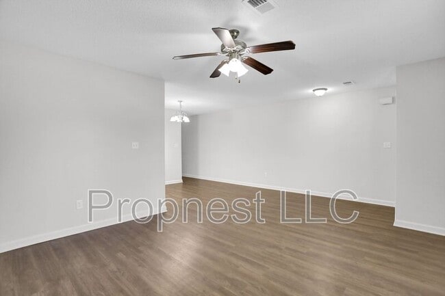 Photo - 866 Barrington Woods Cove