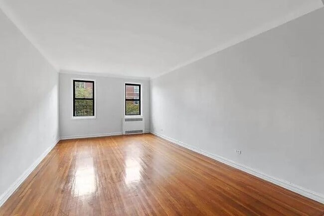 Photo - 811 Cortelyou Rd