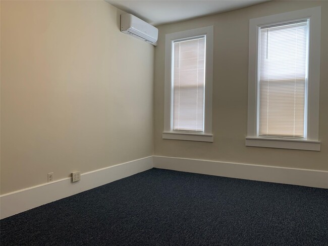 Photo - 180-17 Jamaica Ave Apartment Unit 2 Back