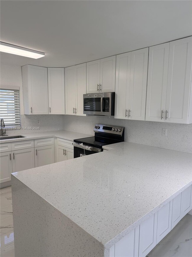 Photo - 6591 SW 46th St Unit 3