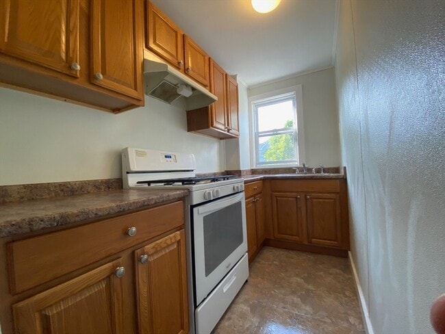 Photo - 179 Deane St Unit 2