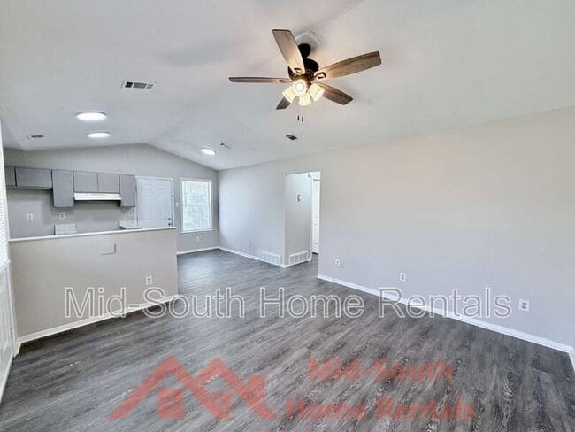 Photo - 6419 Ashton Rd