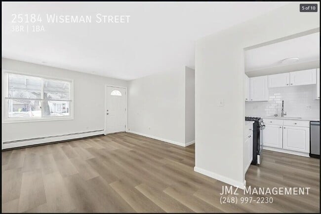 Photo - 25184 Wiseman St