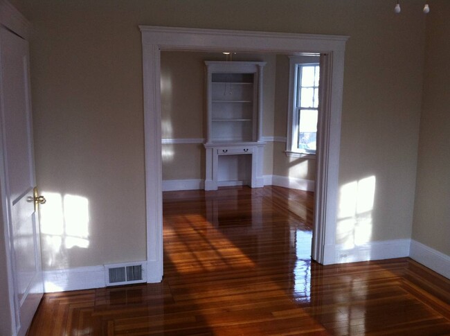 Photo - 11 Fairfield St Apartment Unit 2