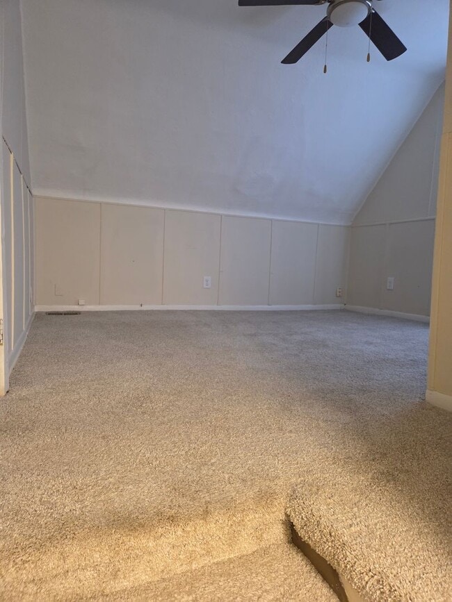 Photo - 547 E Union St Unit 1