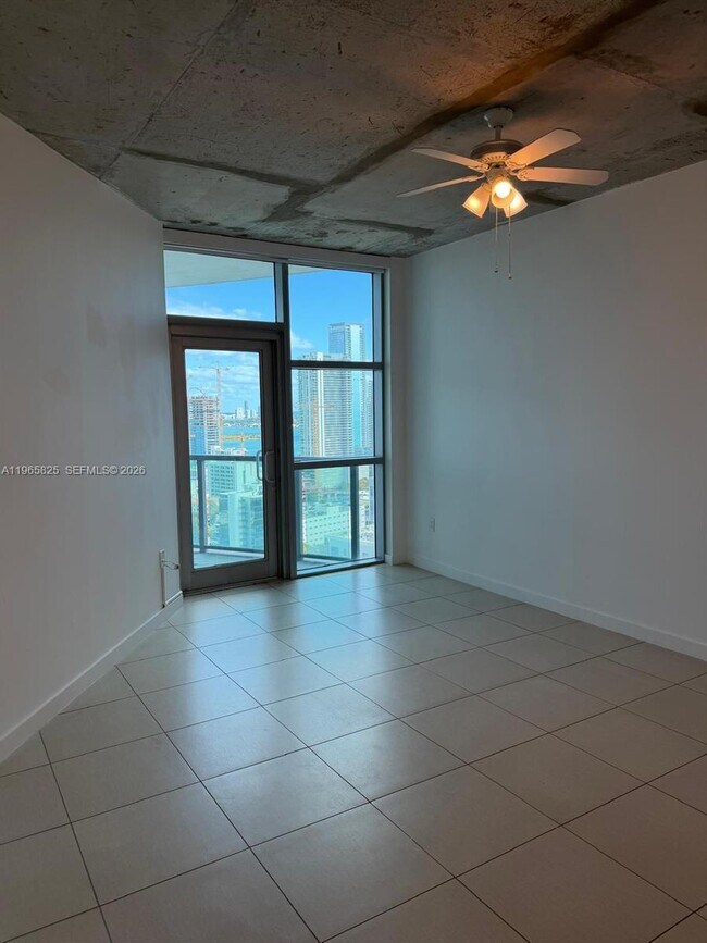 Photo - 3301 NE 1st Ave Unidad H2506