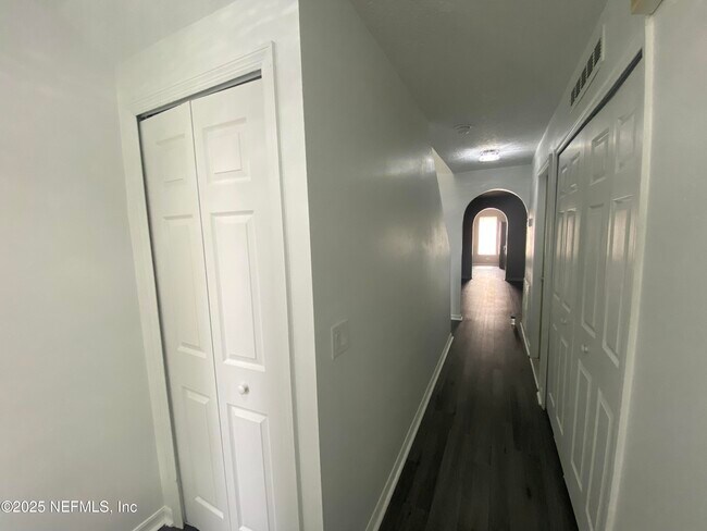 Photo - 11859 Lake Bend Cir