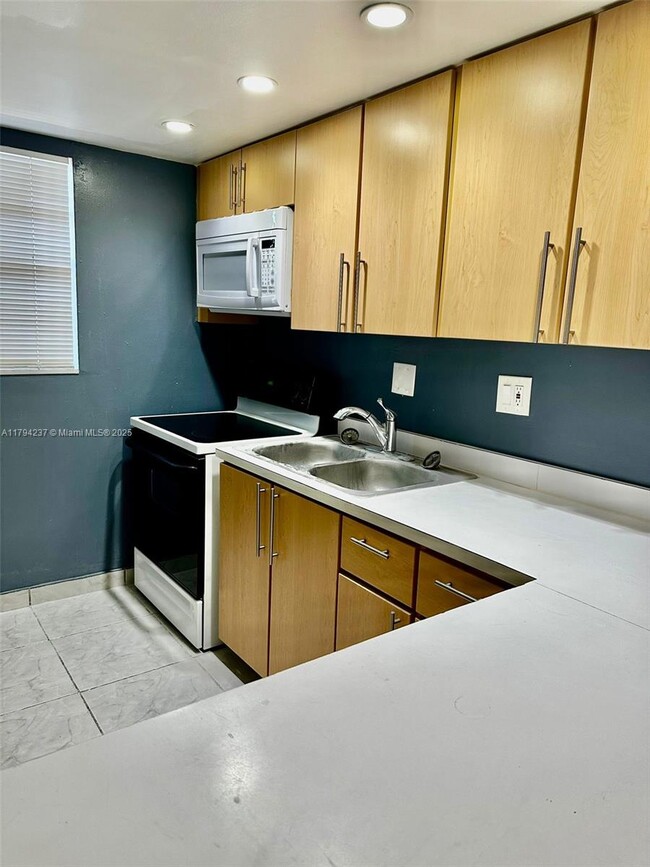 Photo - 8101 SW 73rd Ave Apartment Unit 30