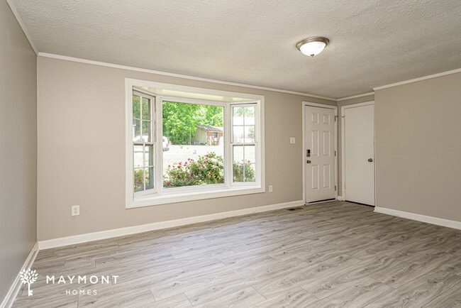 Photo - 1404 Waterloo Dr