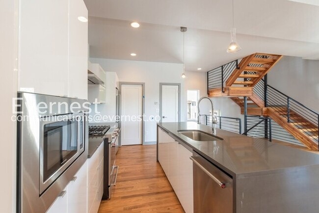 Photo - Spacious Home with 2-Car Garage and Balcony / 2 Beds & 2.5 Bath / Voucher Accepted / Pet-friendly...