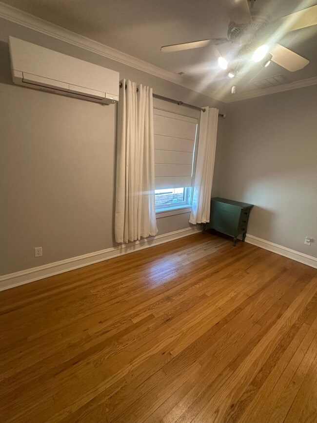 Photo - 9856 S Seeley Ave