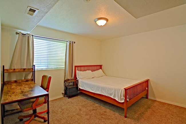 Photo - 5957 N Saint Croix Dr Unit House
