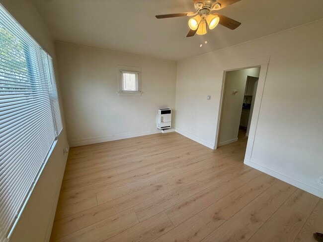 Photo - 1730 E. 7th St.