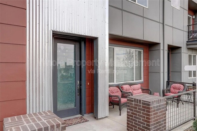 Building Photo - 6605 Warren Dr