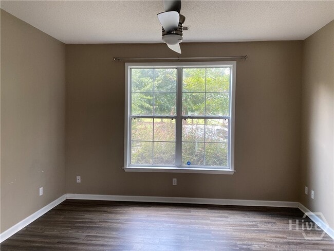 Photo - 10 Bushwood Dr