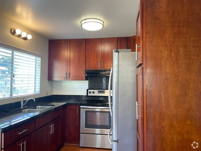 Building Photo - $2,200, 2BR/1BA/2PKG Mililani Parkway Rental