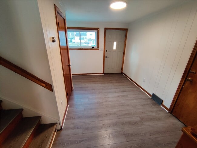 Photo - 809 Murray Hill Rd