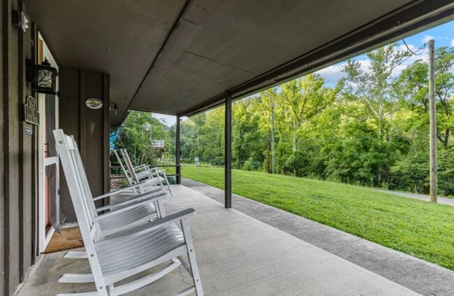 Photo - 3626 Pittman Center Rd