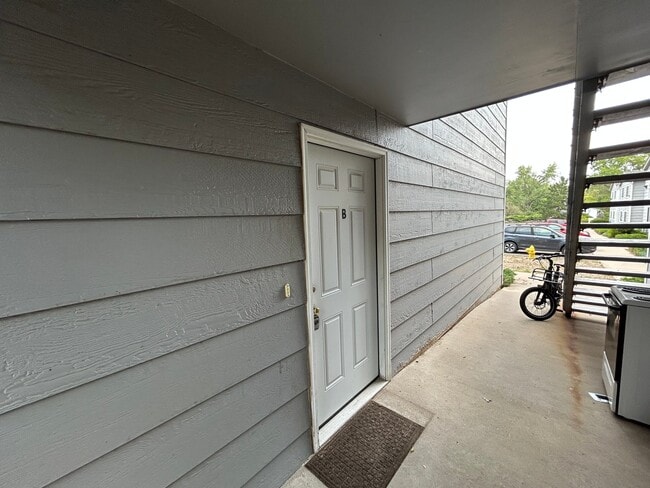 Photo - 1355 Cherry St Unit B